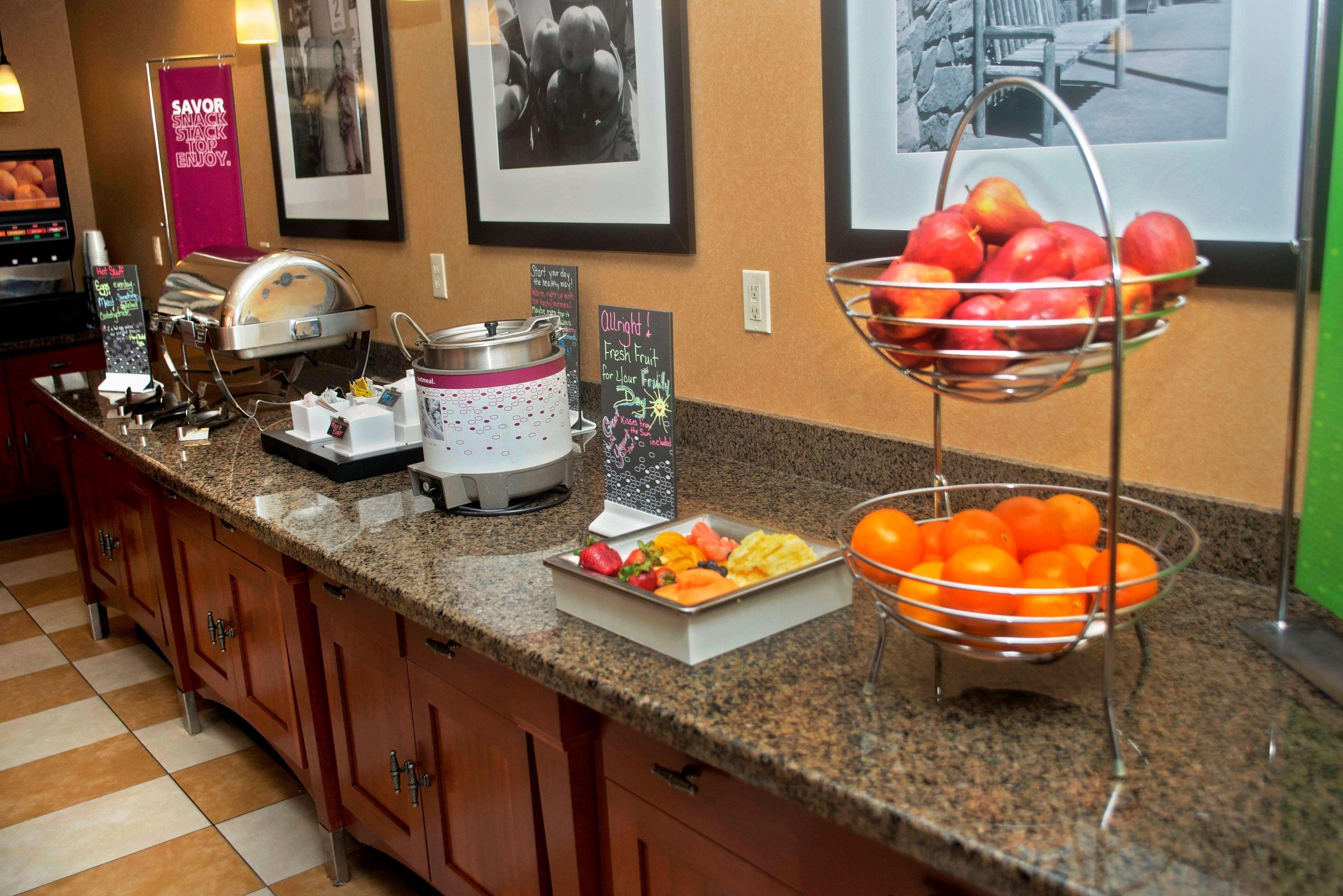 Hampton Inn Evanston Zewnętrze zdjęcie