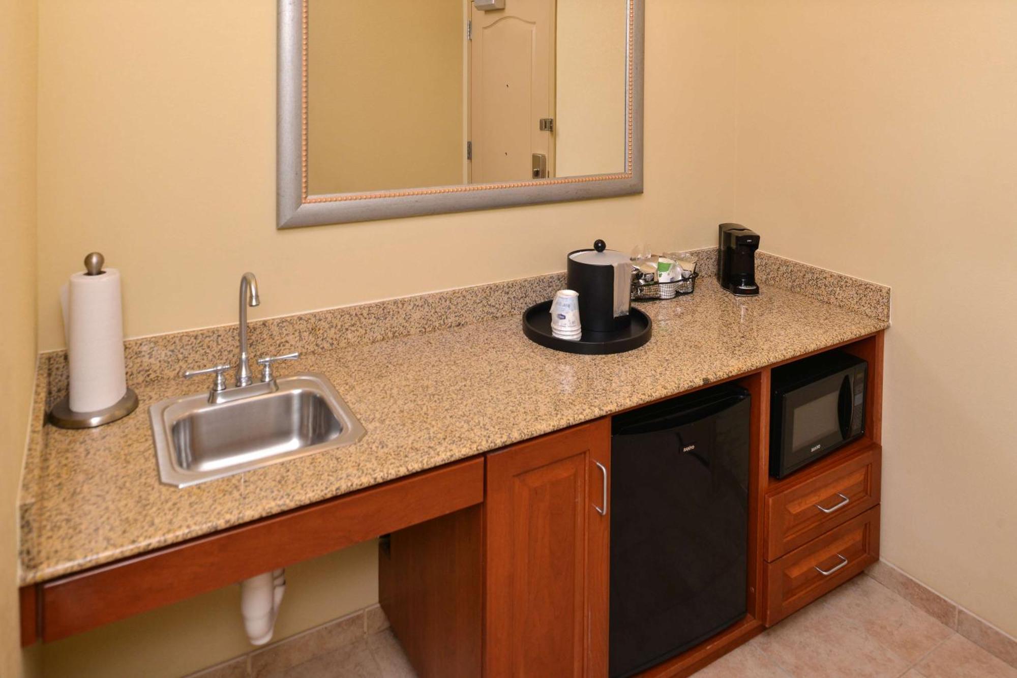 Hampton Inn Evanston Zewnętrze zdjęcie